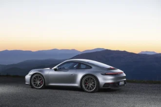 Lawsuit Says New Porsche 911 Was Already Disassembled, porsche 911 for sale, porsche 911 carrera, porsche 911 gt3, porsche 911 gt3 rs,Mid Insider Automotive