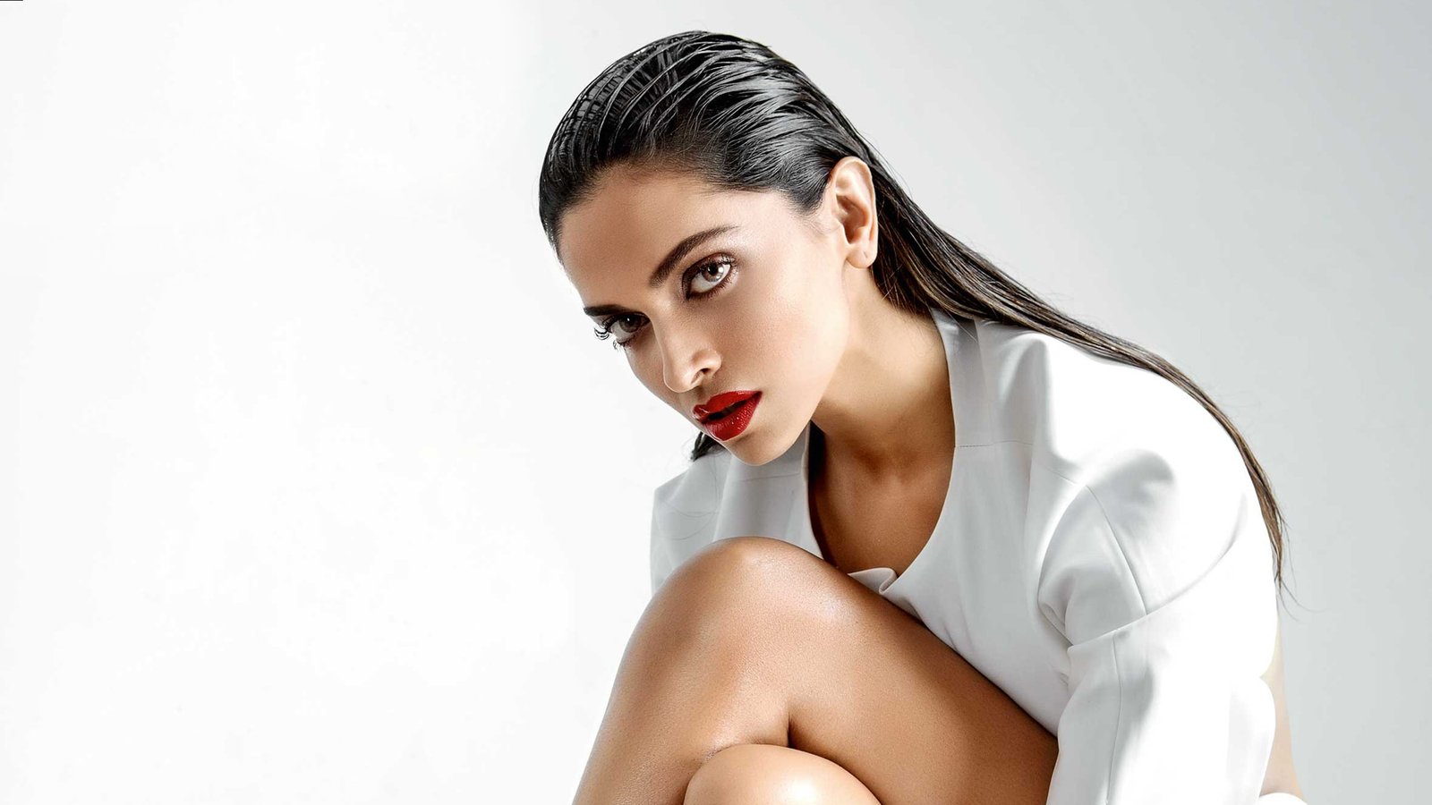 Deepika Padukone 4K Wallpapers Internet Chicks 22