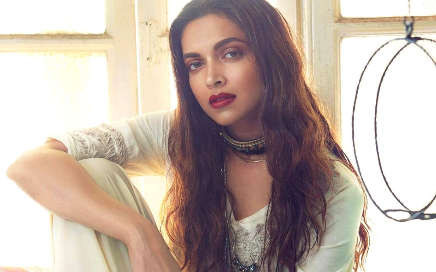 Deepika Padukone 4K Wallpapers Internet Chicks 25