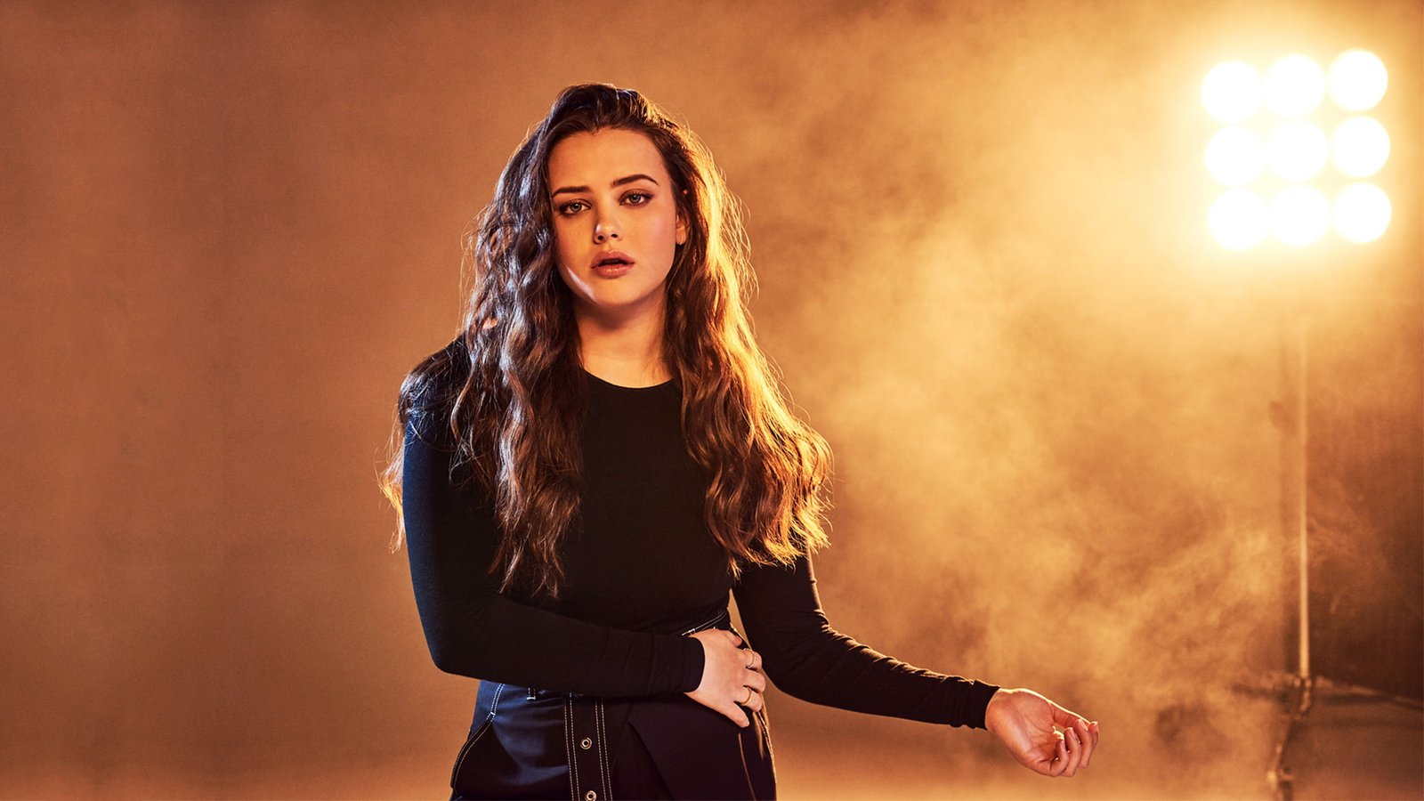 Katherine Langford Internet Chick 4k Wallpapers 21