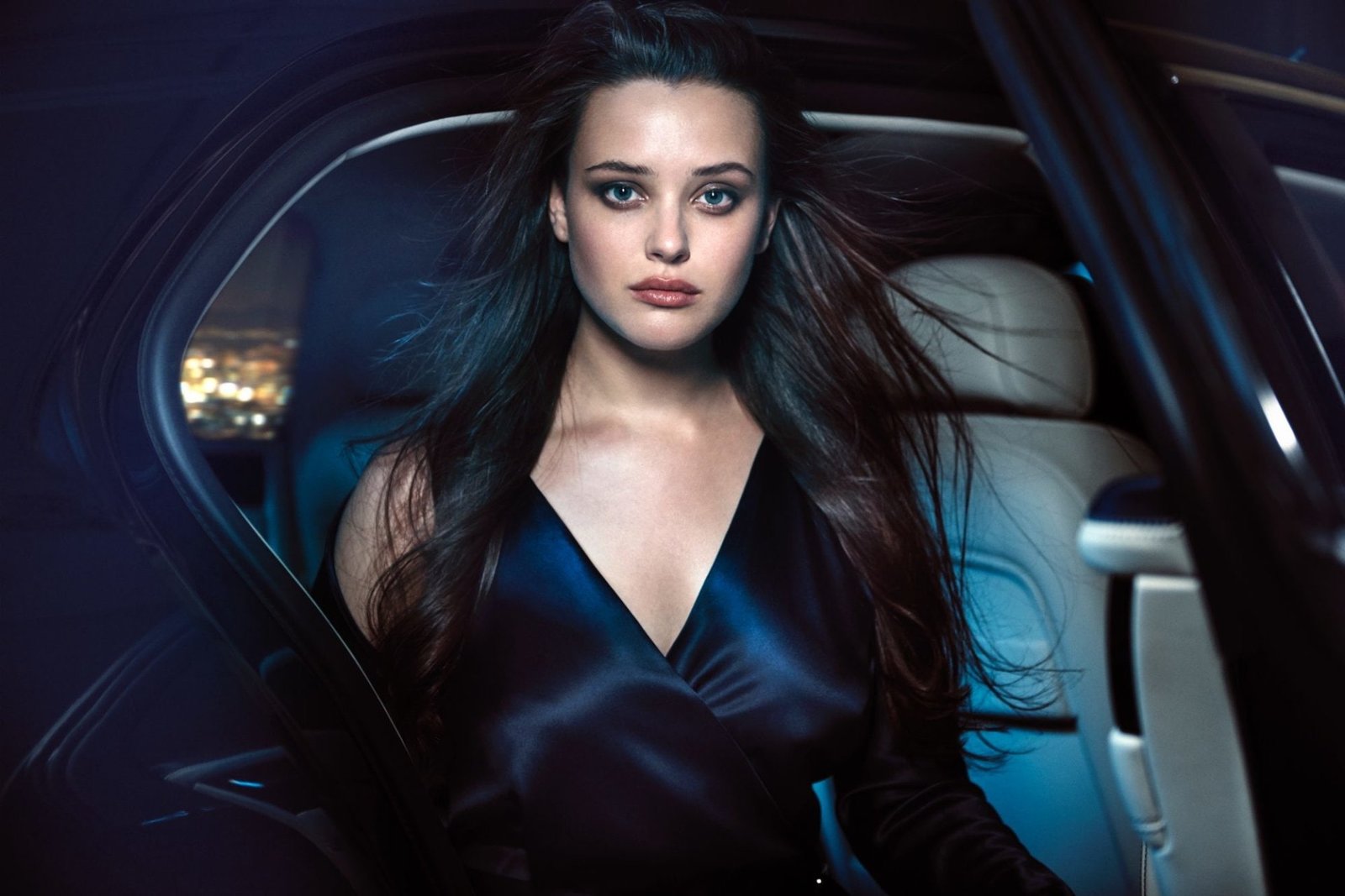 Katherine Langford Internet Chick 4k Wallpapers 9