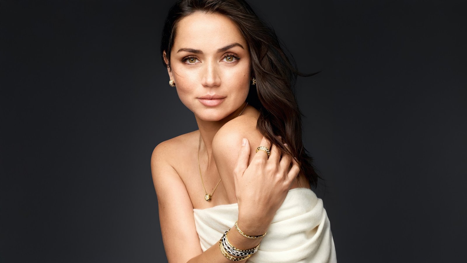 Latest Ana De Armas wallpapers 13