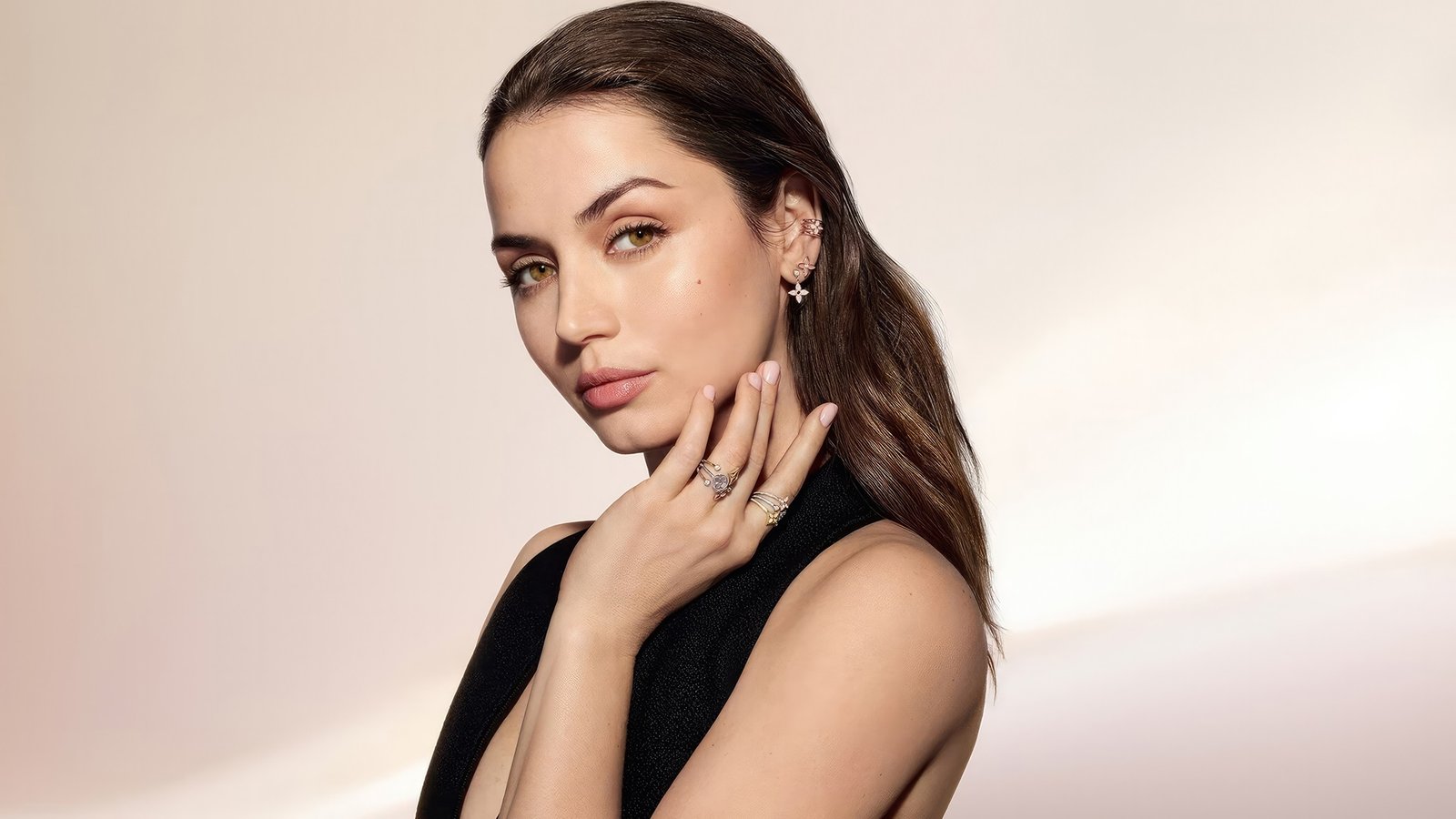 Latest Ana De Armas wallpapers 18