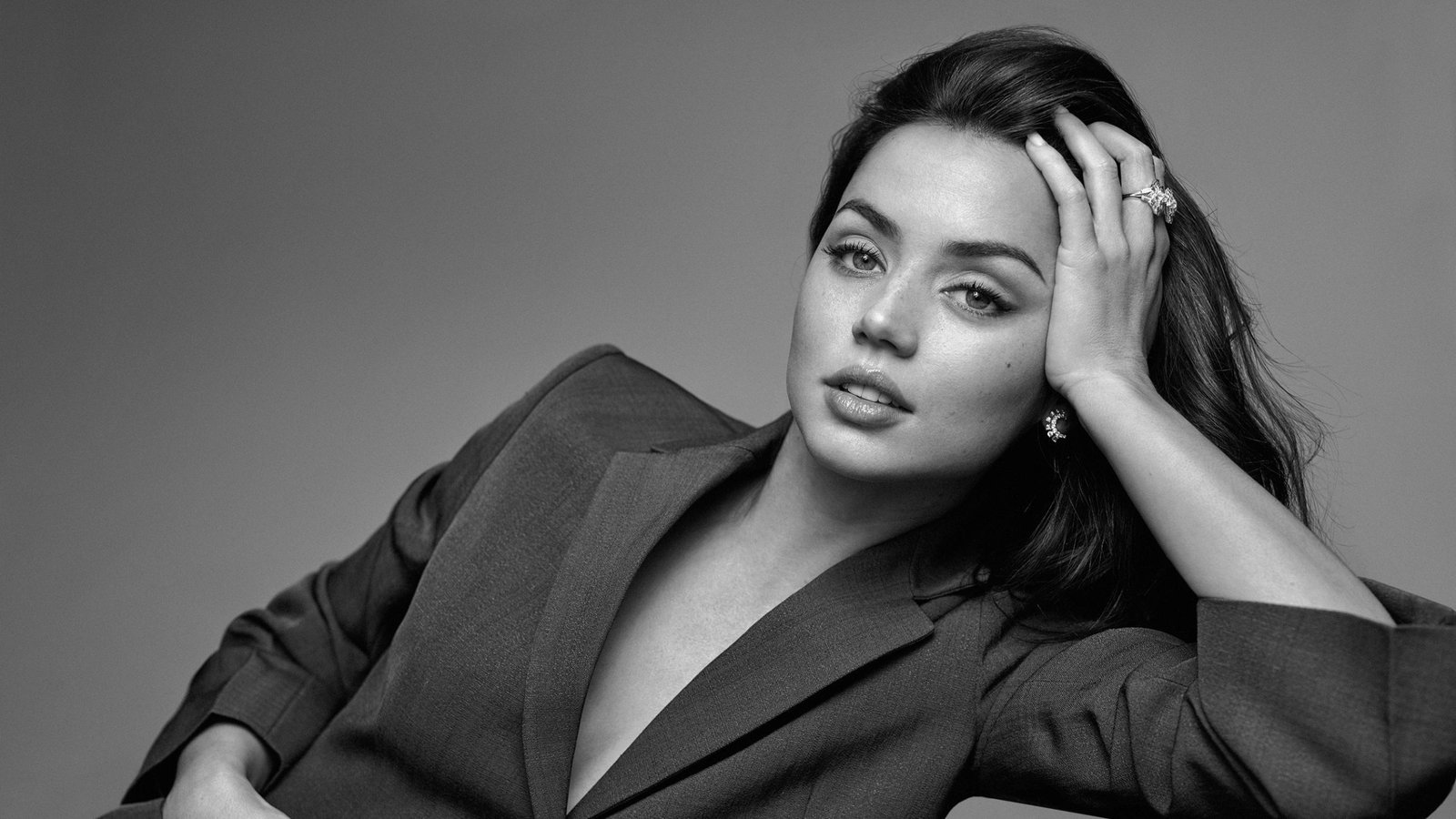 Latest Ana De Armas wallpapers 28