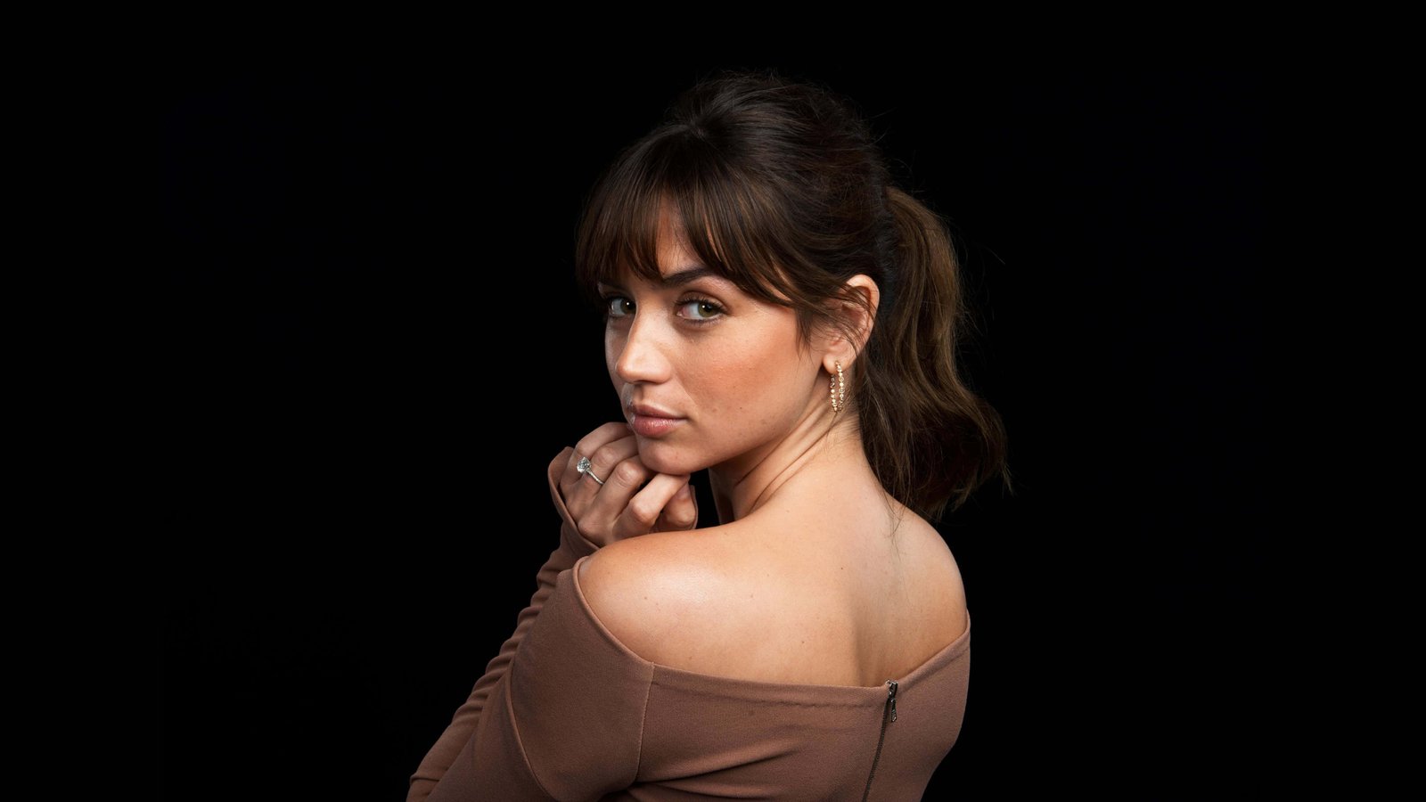 Latest Ana De Armas wallpapers 47