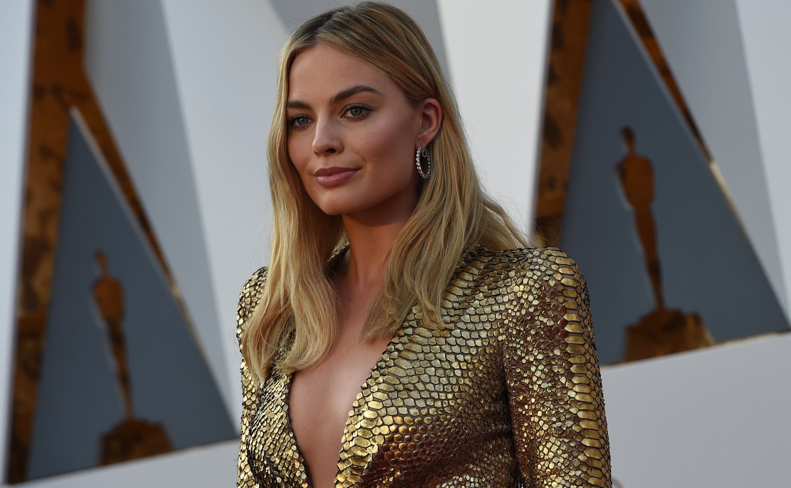 Margot Robbie Wallpapers Internet Chicks 47
