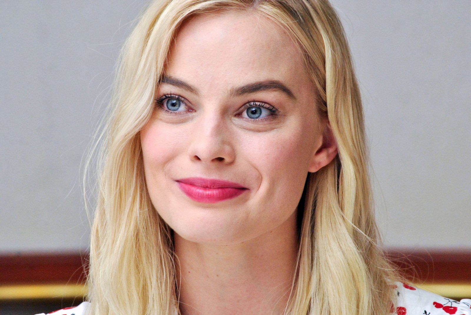 Margot Robbie Wallpapers Internet Chicks 54
