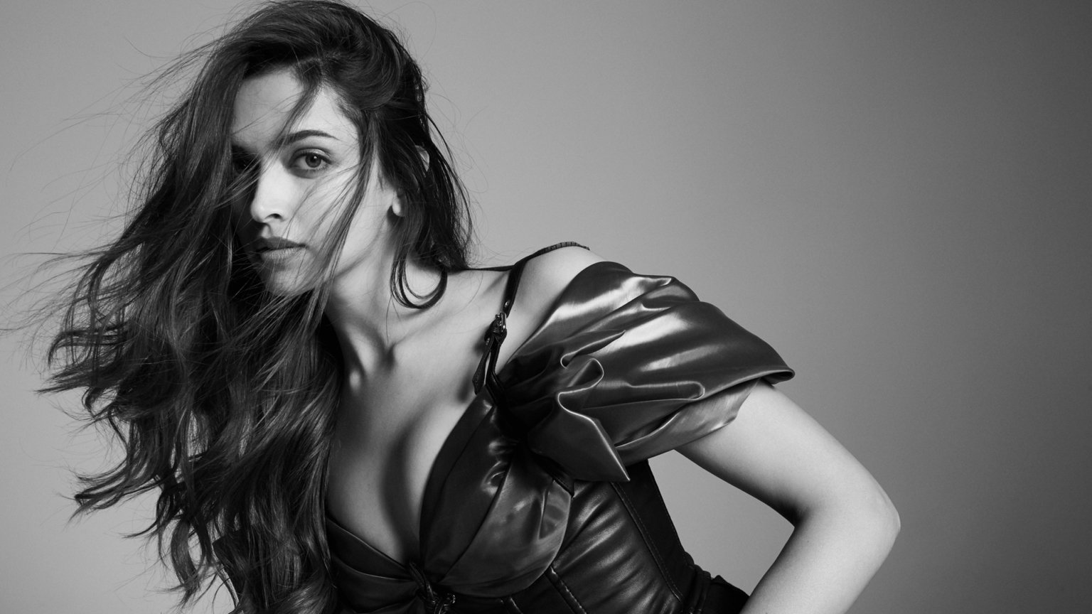 Deepika Padukone 4K wallpaper HD Indian actress portrait, Deepika Padukone 4K wallpapers for desktop and mobile, Beautiful Deepika Padukone HD 4K actress wallpaper, Deepika Padukone Indian actress 4K portrait wallpaper, Latest Deepika Padukone 4K HD wallpaper for fans
