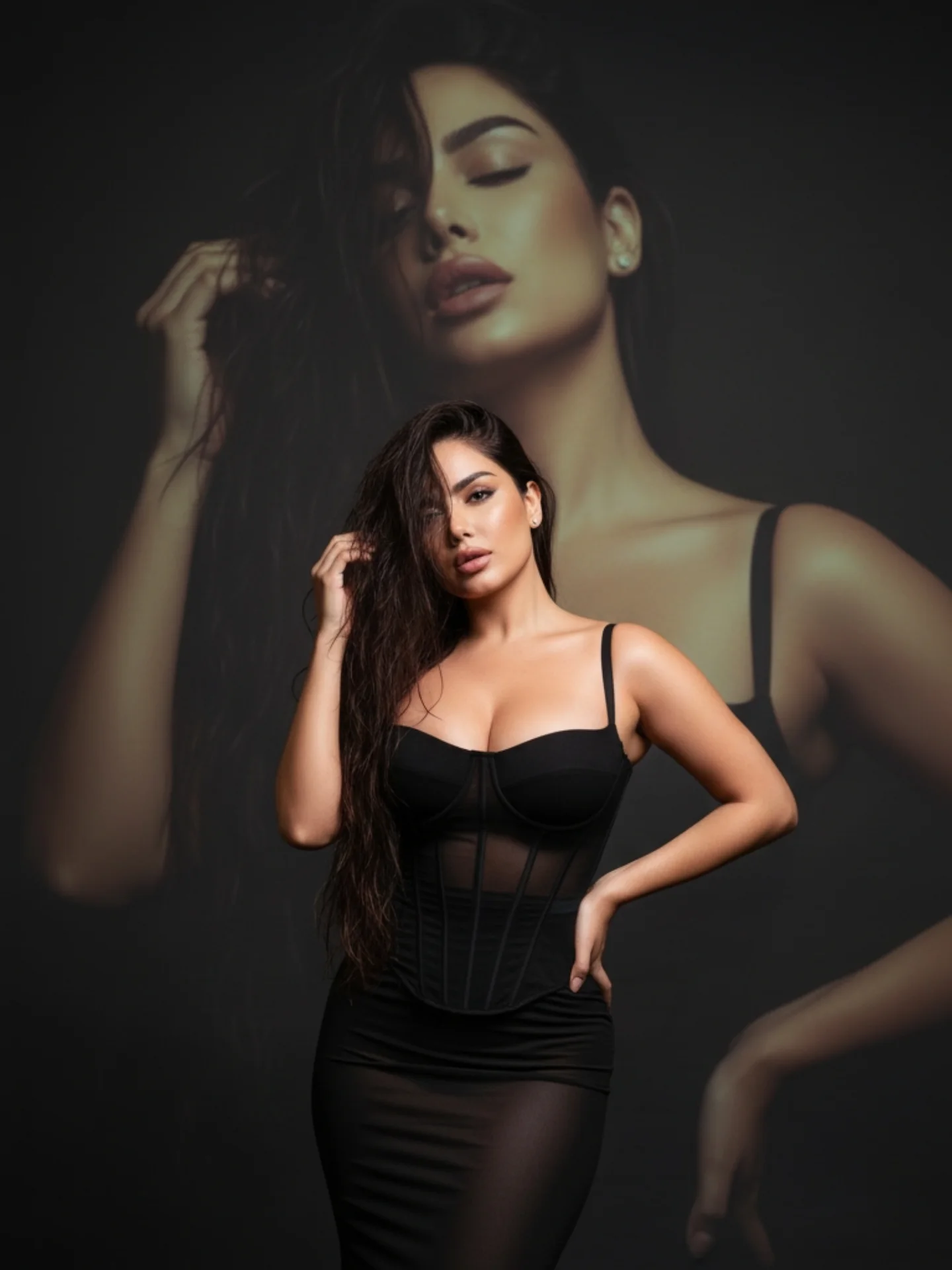 elissardancer.fan-20251101-0003