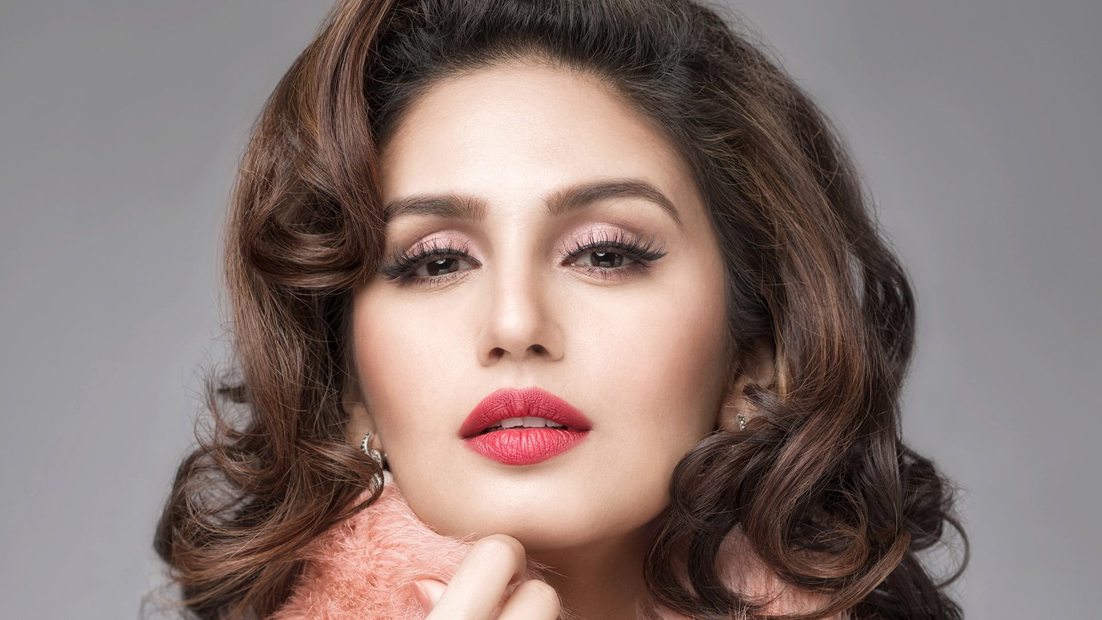 huma qureshi 4k wallpapers 8